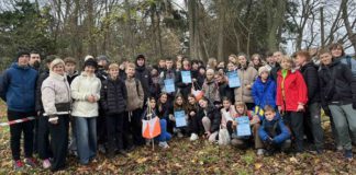 Бердичівські школярі відкрили сезон: школи №17 та №2 лідирують у міському етапі «Пліч-о-пліч» Шкільні ліги «Пліч-о-пліч» у Бердичеві: старт міського етапу зі спортивного орієнтування