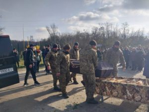 Швайківська громада провела в останню путь Героя Анатолія Бойчука