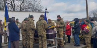 Швайківська громада провела в останню путь Героя Анатолія Бойчука Швайківська громада провела в останню путь Героя Анатолія Бойчука