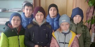 Маскувальні сітки рятують життя: Семенівська громада кличе долучатися до плетіння Маскувальні сітки рятують життя
