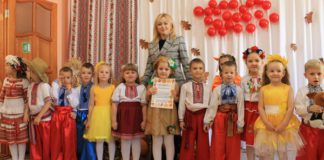 Фестиваль української кухні в Гришковецькому дитсадку: осінні традиції, костюми та хліб від малят Фестиваль української кухні в Гришковецькому дитсадку