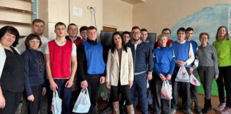 Молодіжна рада Бердичева провела спортивний урок у гімназії №8 Молодіжна рада