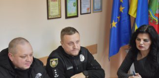 Влада та поліція відреагували на нічні розваги на АЗС У Бердичівському районі провели нараду з поліцією та бізнесом для врегулювання порушень на заправках