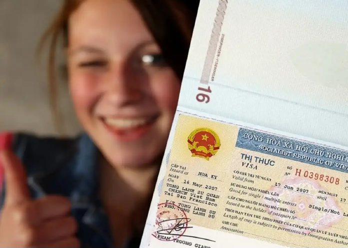 Віза у В'єтнам для українців
