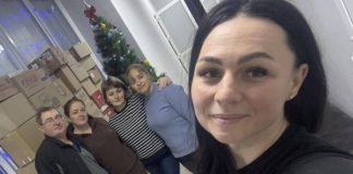Теплі посилки від серця: жителі Мирославського округу Швайківської громади підтримують захисників України на фронті Допомога ЗСУ