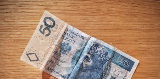 Дитина з Польщі віддала мамі 50 злотих на допомогу Україні: зворушлива історія з часів енергокризи Допомога Україні