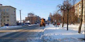 Комунальники Бердичева активно працюють у зимових умовах: підсумки тижня КП Бердичівкомунсервіс ідеально підготував територію