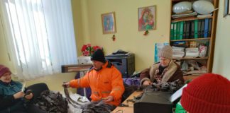 Плетіння маскувальних сіток у Швайківській громаді Швайківська громада