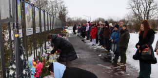 Швайківська громада вшанувала полеглих Героїв на Алеї пам’яті в селі Райки Вшанування героїв