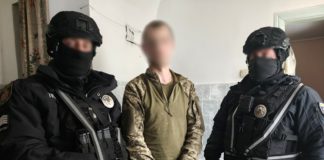 Затримали зрадника: передавав ворогу координати ЗСУ та торгував зброєю та вибухівкою Зрадник