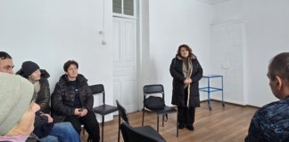 Семенівська громада: голова Наталія Семенюк зустрілася з жителями Садків та Великих Гадомців Наталія Семнюк звітує