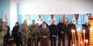 У Семенівській громаді єпископ Паїсій відвідав храм у Великих Низгірцях Молилися за ЗСУ