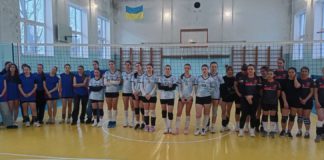 Обласний турнір з волейболу пам’яті Героїв Небесної Сотні Змагання з волейболу