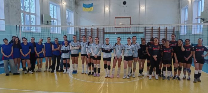Змагання з волейболу
