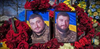 Семенівська громада провела в останній путь Сергія та Олександра Горобців з села Хажин Похорон братів