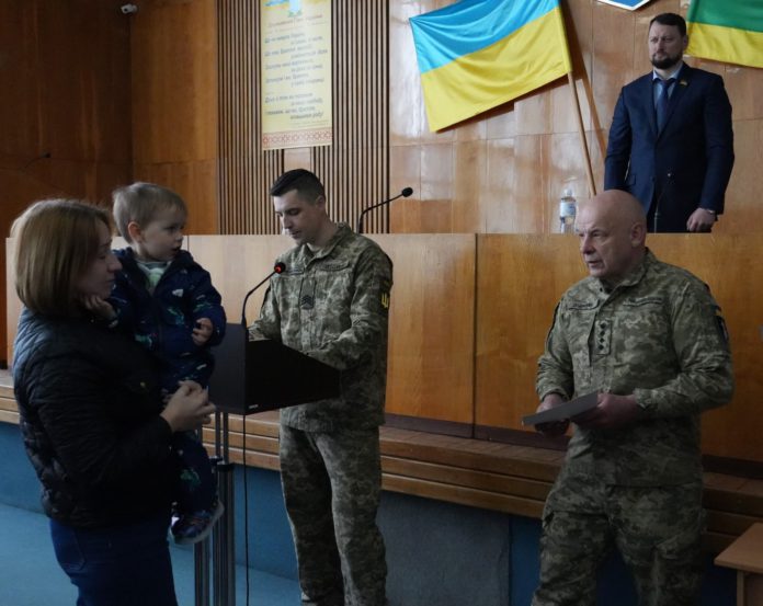 Нагородили родини