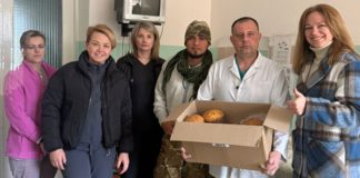 Волонтери ГО «Дикий степ» відвідали поранених захисників у Бердичівській міській лікарні Волонтери та Костянтин Гінгуляк
