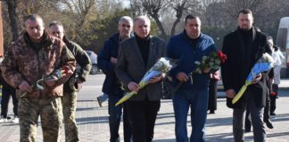 12 років АТО: у Бердичеві вшанували пам’ять перших захисників України на меморіалі «Слава Героям!» Сергій Орлюк