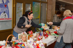 Допомога потребуючим