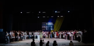 188 випускників БФКЕП отримали дипломи: як Бердичівський коледж проводжав молодь у доросле життя Випускний у Бердичеві
