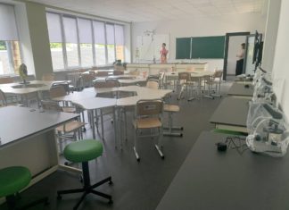 Відкриття сучасного кабінету-лабораторії біології у Бердичівському ліцеї №4 Відкриття кабінету