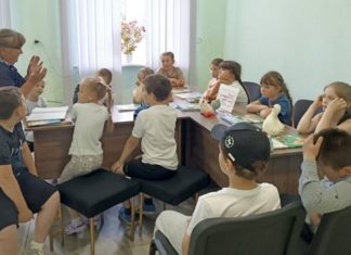 Екологічна година в Семенівці: діти знайомилися з книгою «Уроки еко-мислення маленької По» Екологічна година