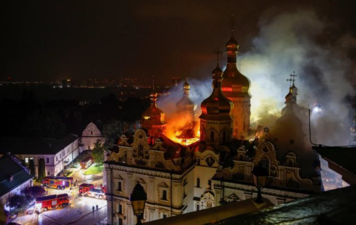 Удар по Лаврі