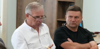 У Бердичівській лікарні стартує ремонт відділень анестезіології та інтенсивної терапії за підтримки Естонії та Ірландії Сергій Орлюк на зустрічі